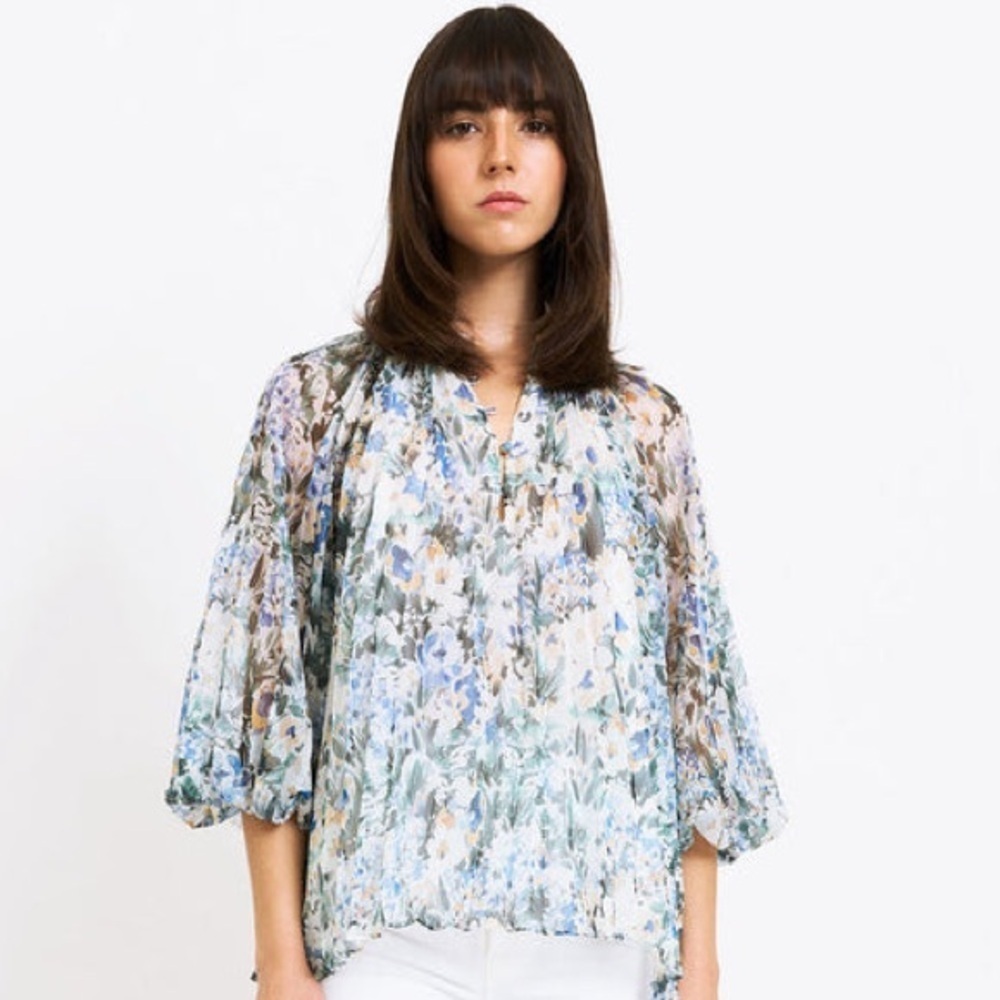 Christy Lynn Karla Pleated Chiffon Blouse Sz-L